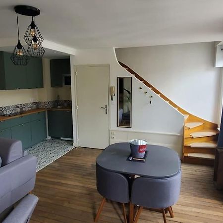 Appartement De Charme En Hyper-Centre Charleville-Mézières Екстериор снимка