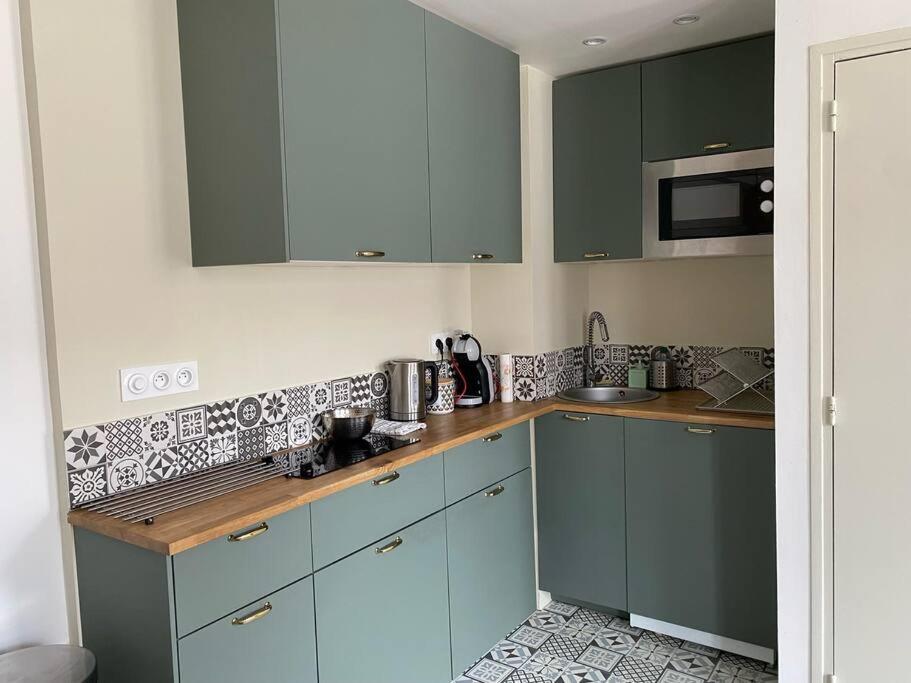 Appartement De Charme En Hyper-Centre Charleville-Mézières Екстериор снимка